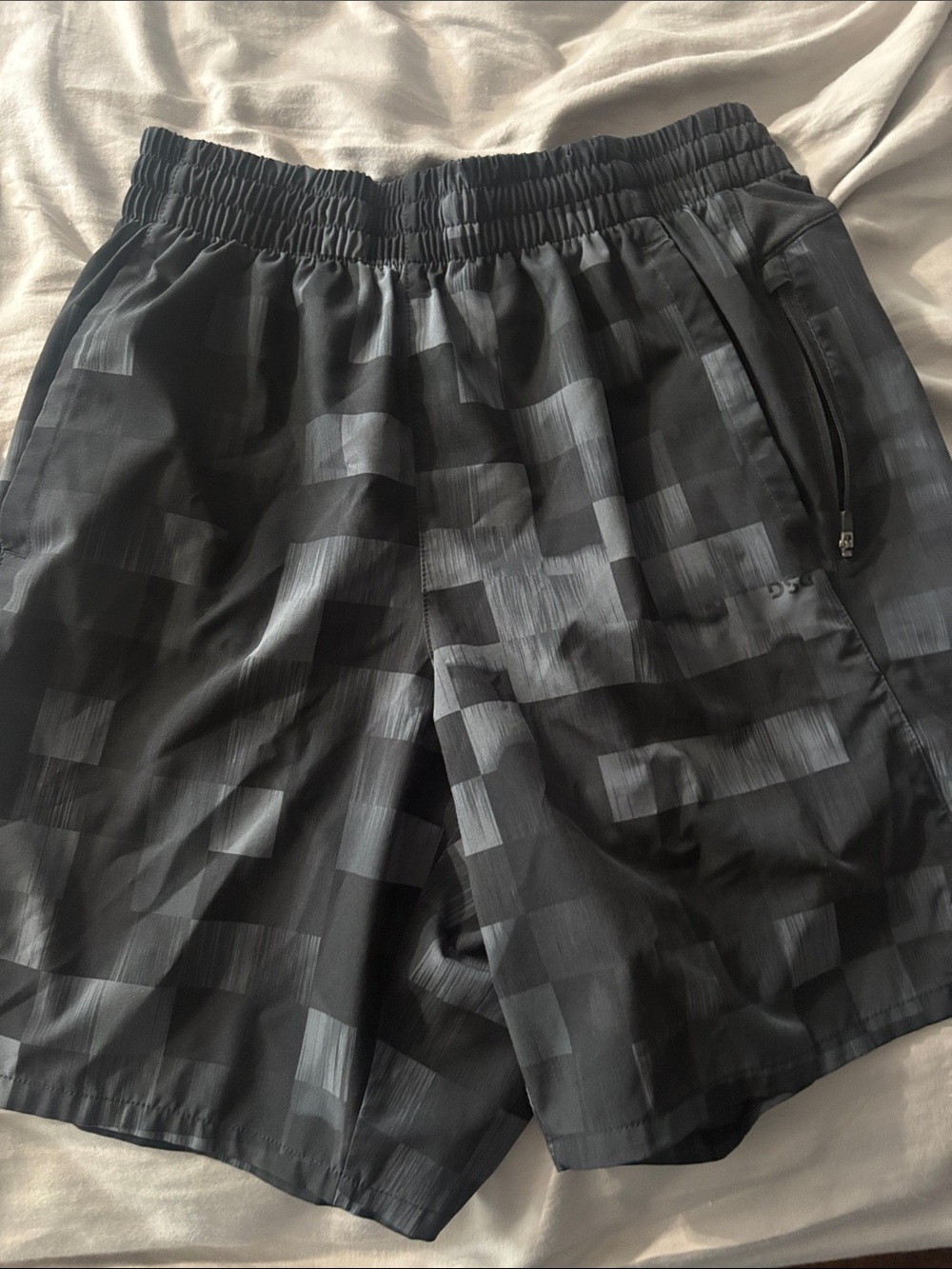 DSG Men's Black and Gray Athletic Shorts